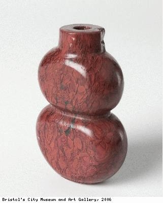 Snuff bottle imitating lacquer