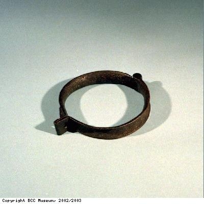 Photo of neck-ring