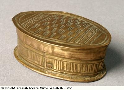 Snuff box